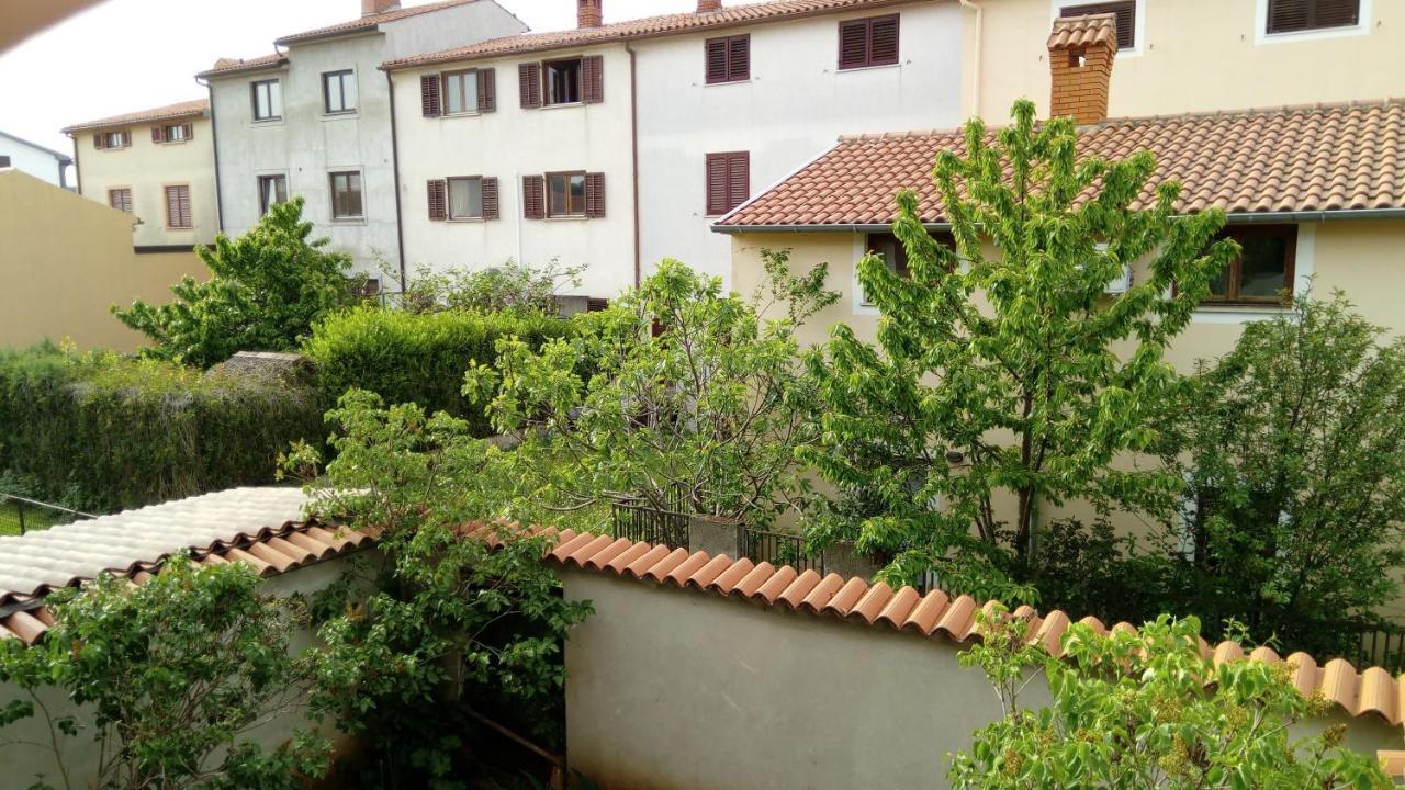 Apartments Zlatko PUY Eksteriør bilde